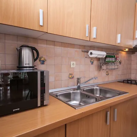 Family Apartments Marita Makarska Exterior photo