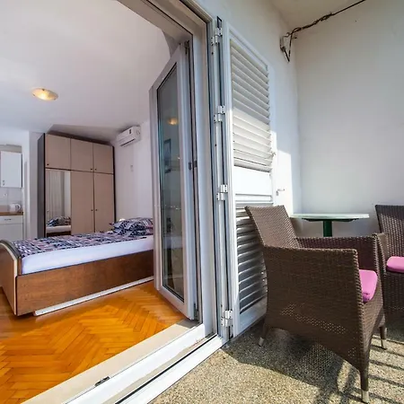Family Apartments Marita Makarska Exterior photo