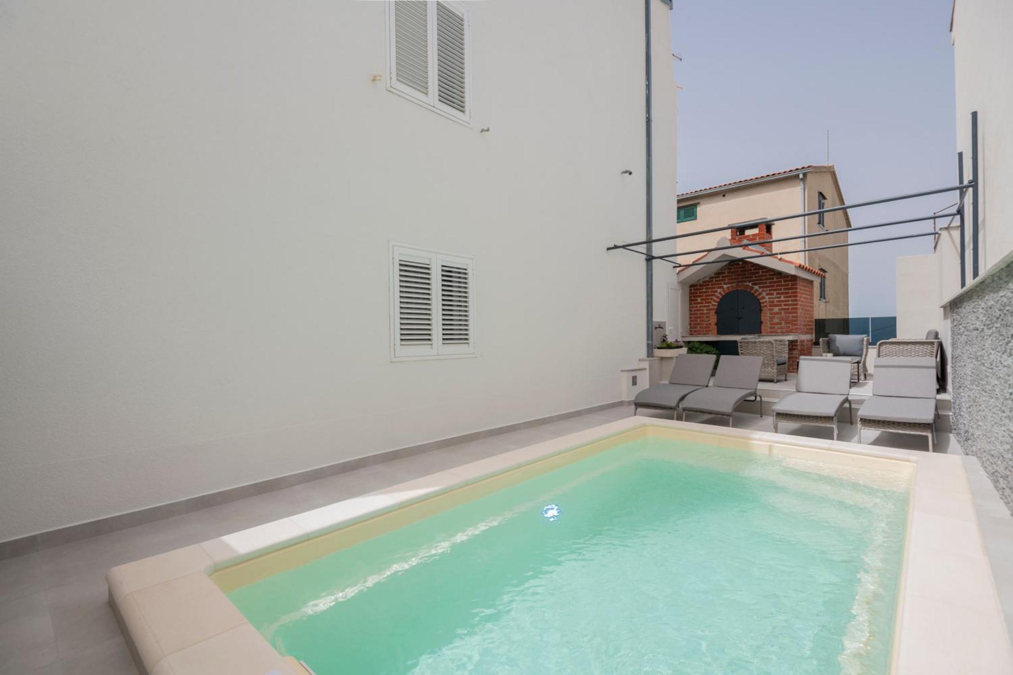 Family Marita Apartment